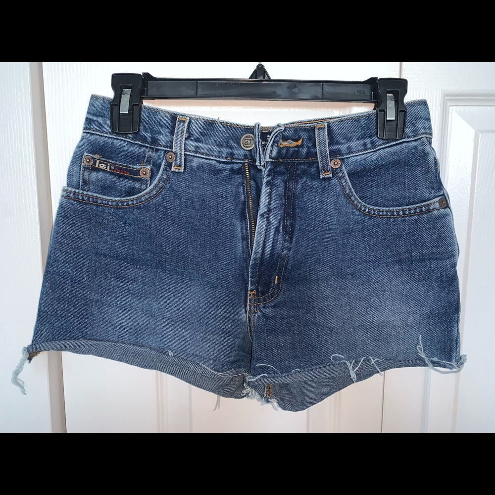 L.e.i Jean shorts